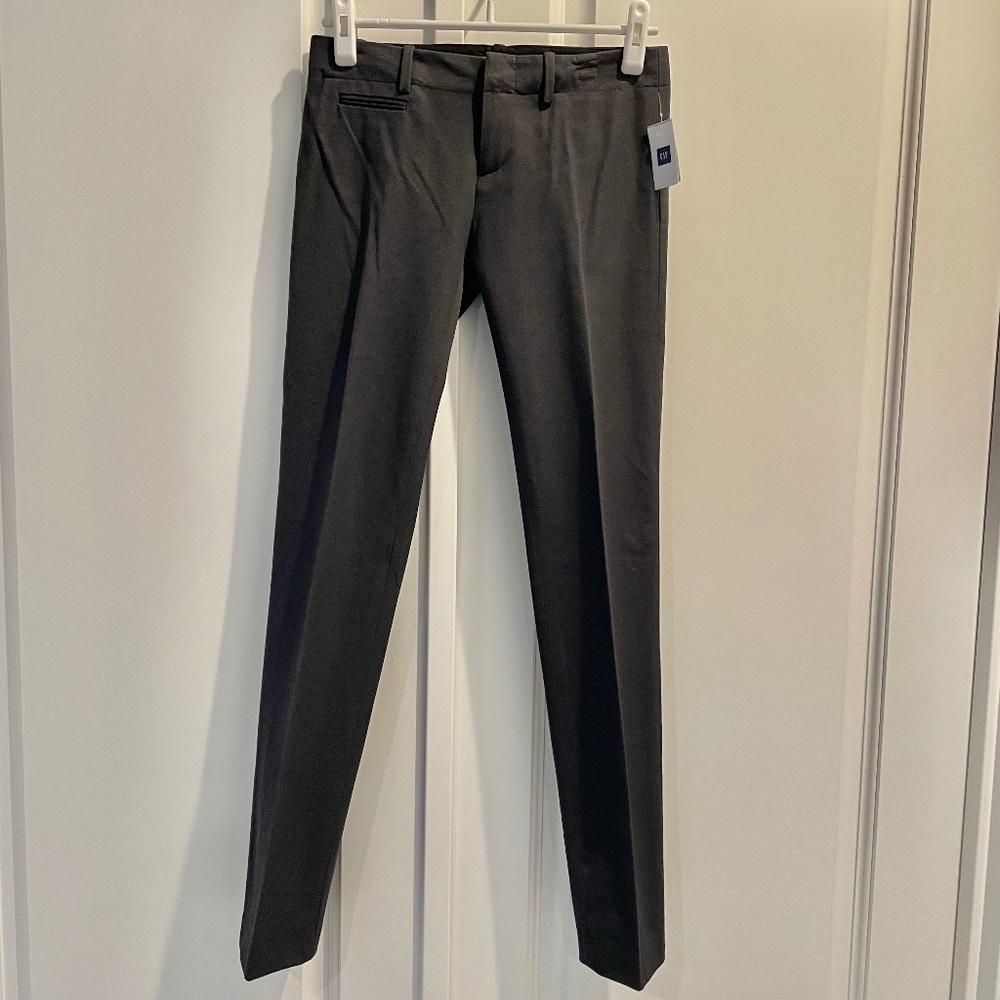 GAP Women’s True Straight Grey Stretch Canvas/Denim Lower Cut Straight Leg Pants